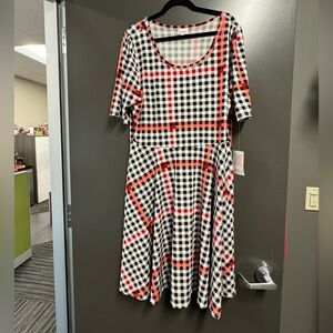 LULAROE  NICOLE Black White Red Gingham Plaid Half Sleeve Fit Flare Dress NWT 3X